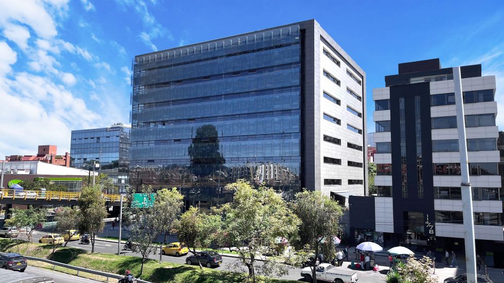 Oficina Piso 7 Meridiano 116 en arriendo, Bogotá - Usaquén