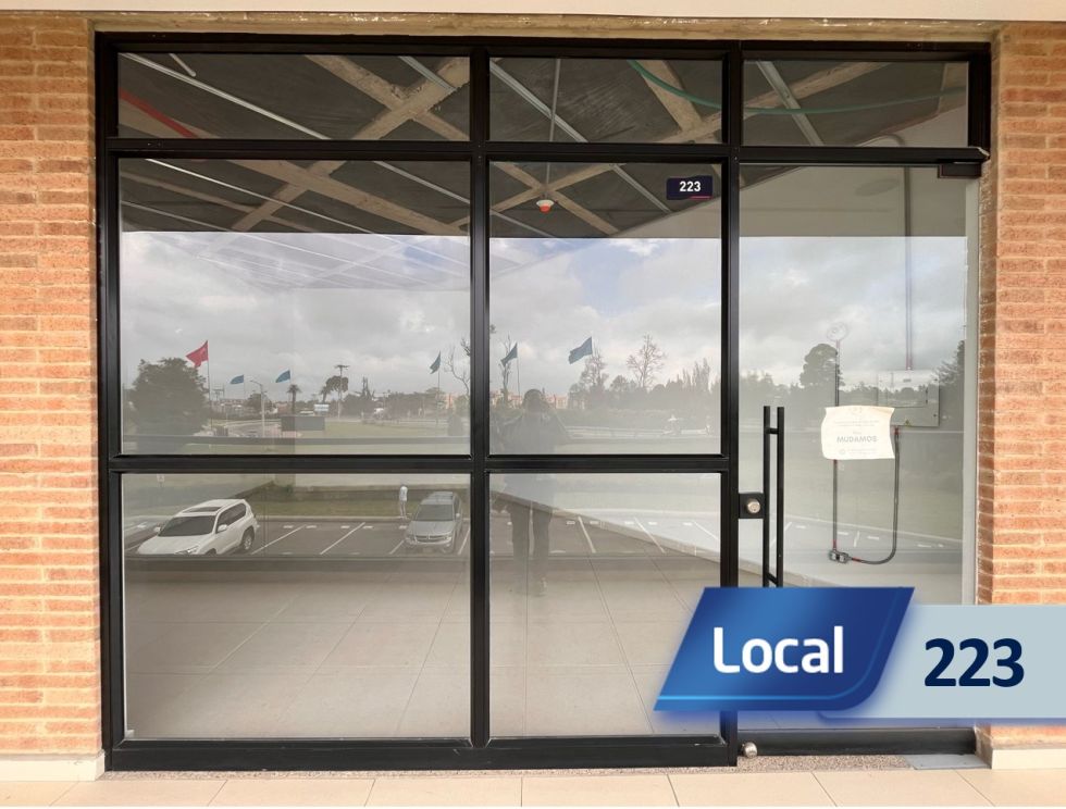 Local 223 Meridiano Novaterra en arriendo, Mosquera