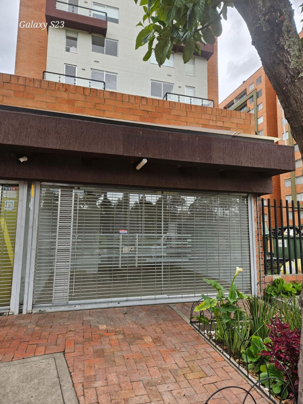 Local 1 Meridiano Express Roble en arriendo, Mosquera